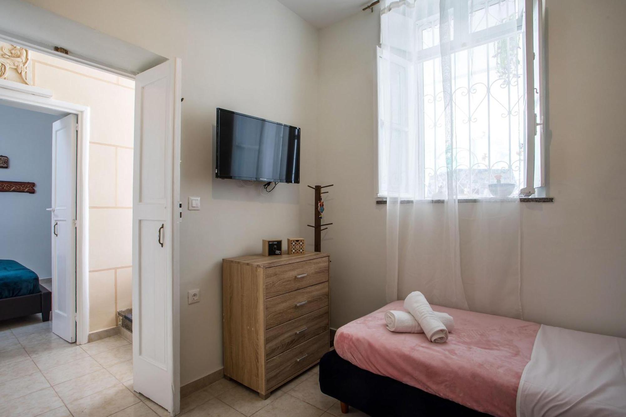 Iriada House Rhodes City エクステリア 写真