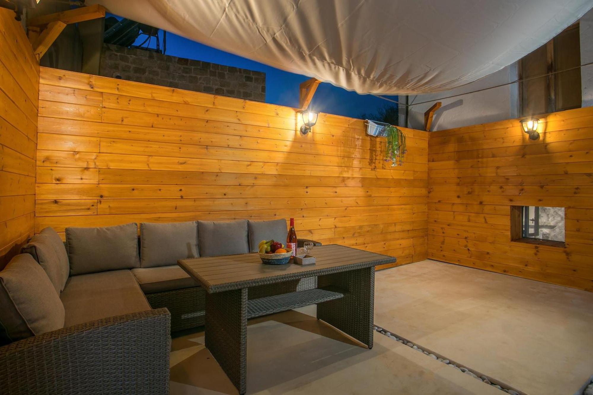 Iriada House Rhodes City エクステリア 写真